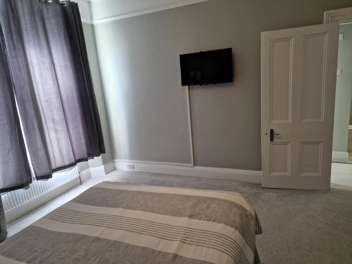 Town Stay Plymouth Ngoại thất bức ảnh