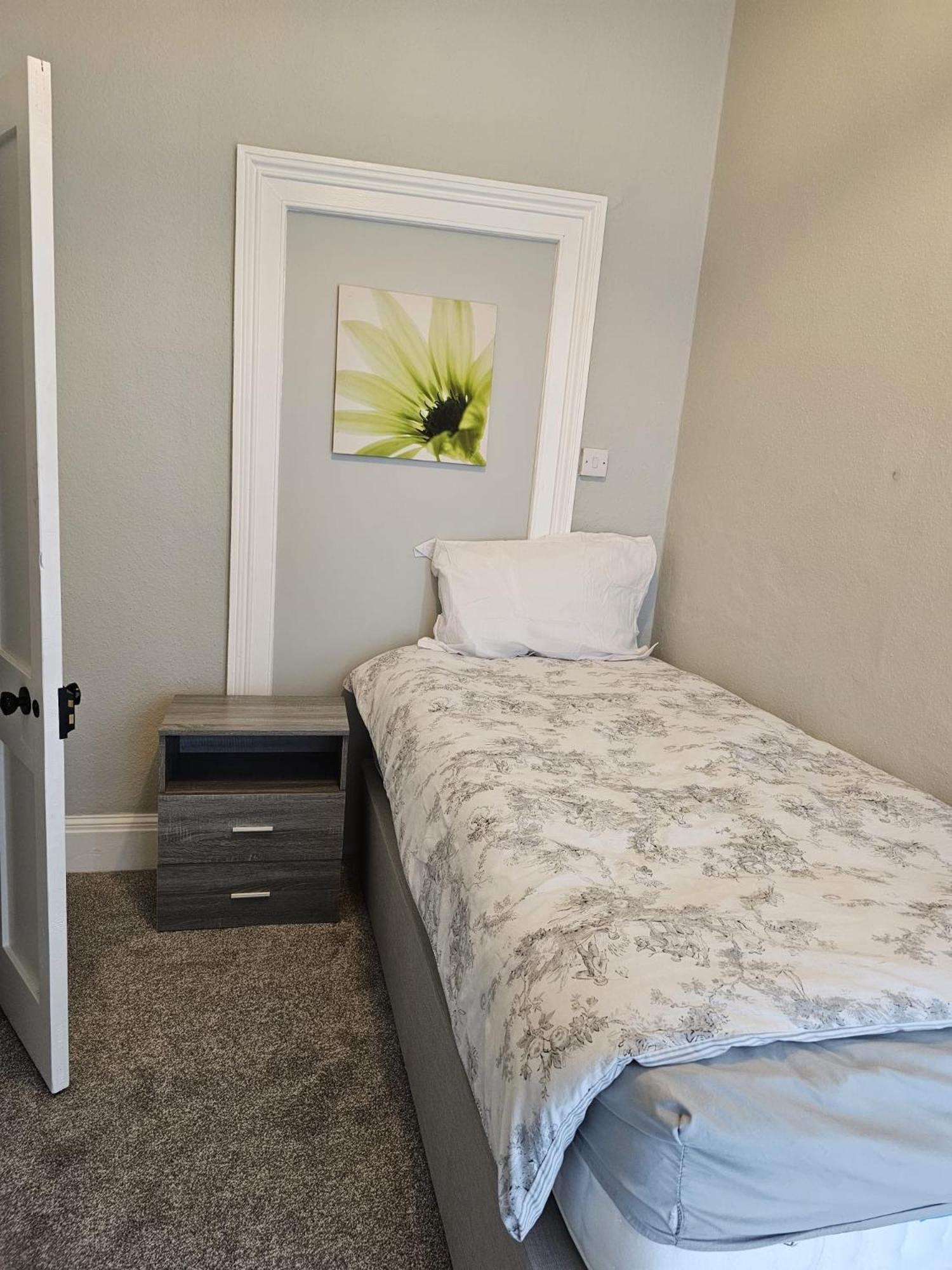 Town Stay Plymouth Ngoại thất bức ảnh
